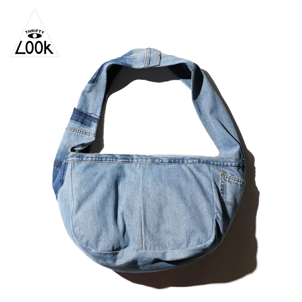 【THRIFTY LOOK / スリフティールック】BLUE DENIM NEWSPAPER BAG ユーズド加工 リーバイス 550 リメイク デニム ショルダーバッグ