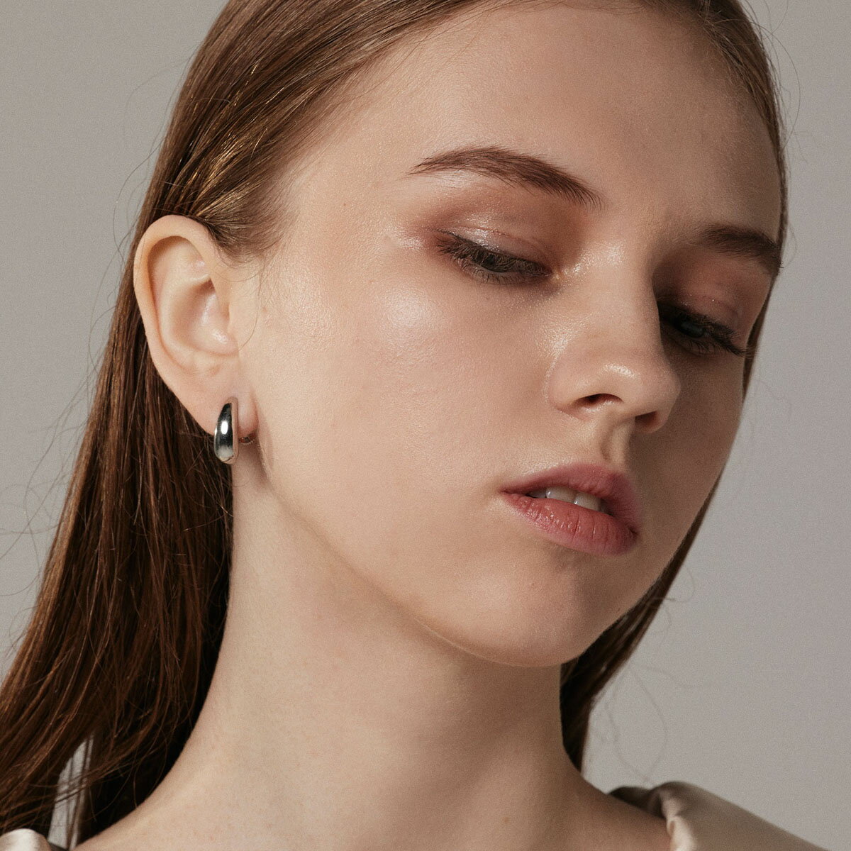【シルバー】ティアドロップイヤリング | CENE セネ せね 金属アレルギー アレルギー対応 つけっぱなし サージカルステンレス シンプル シルバー レディース イヤリング プレゼント 送料無料のサムネイル