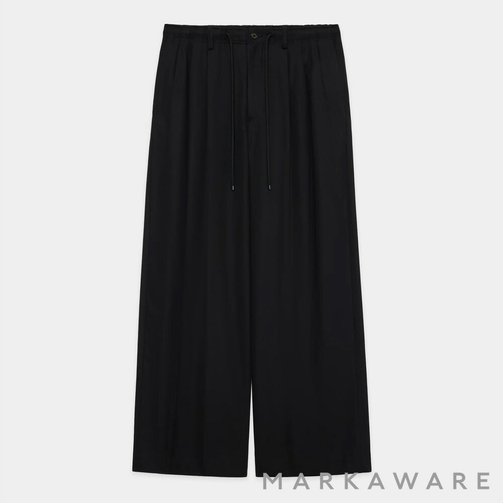 乐天商城 - 【MARKAWARE/マーカウェア】TRIPLE PLEATED EASY TROUSERS - BLACK / 60/2オーガニック強燃ボイル3/2ツイル - トリプルプリーテッドイージートラウザーズ / A26A16PT02C【メンズ】【送料無料】