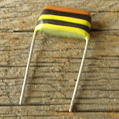 【メール便発送可！！】Montreux 《モントルー》 NOS Tropical Fish 0.1uF 250V [商品番号 : 9485] コンデンサ