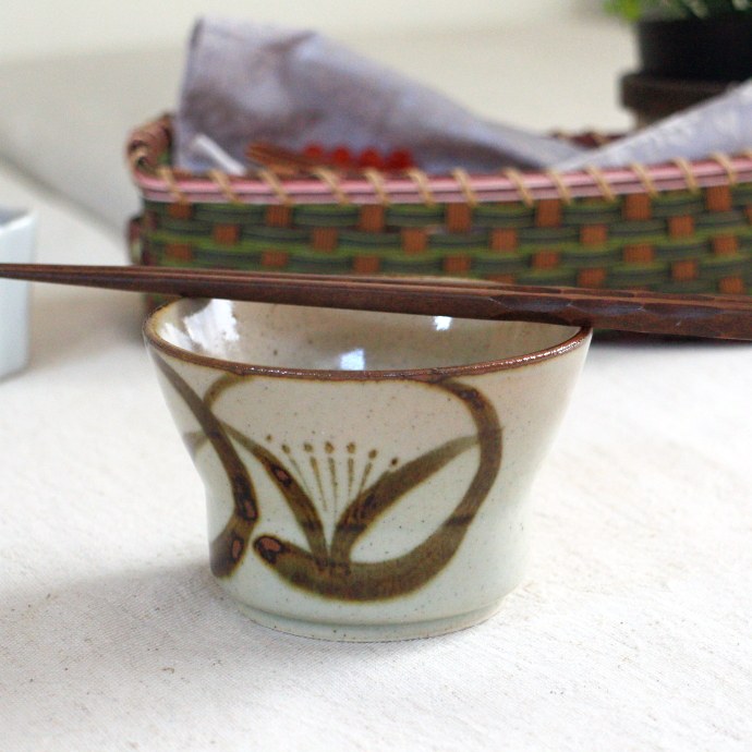 すすき煮物椀 中鉢 器 レトロな雰囲気 和の落ち着き おばんざい料理 和食 和鉢 肉じゃが鉢 和食器 国産 美濃焼 訳あり 初売り 福袋