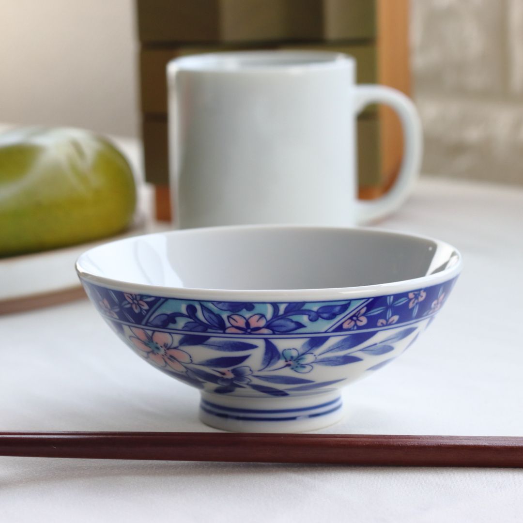 美濃焼お茶碗 藍ピンク 日本製 美濃焼 飯碗 ご飯 お椀 ご飯茶碗 茶わん ちゃわん ライス お茶碗 和食器 表示在庫限り 食器 うつわ 器 皿 お皿 陶器 陶...