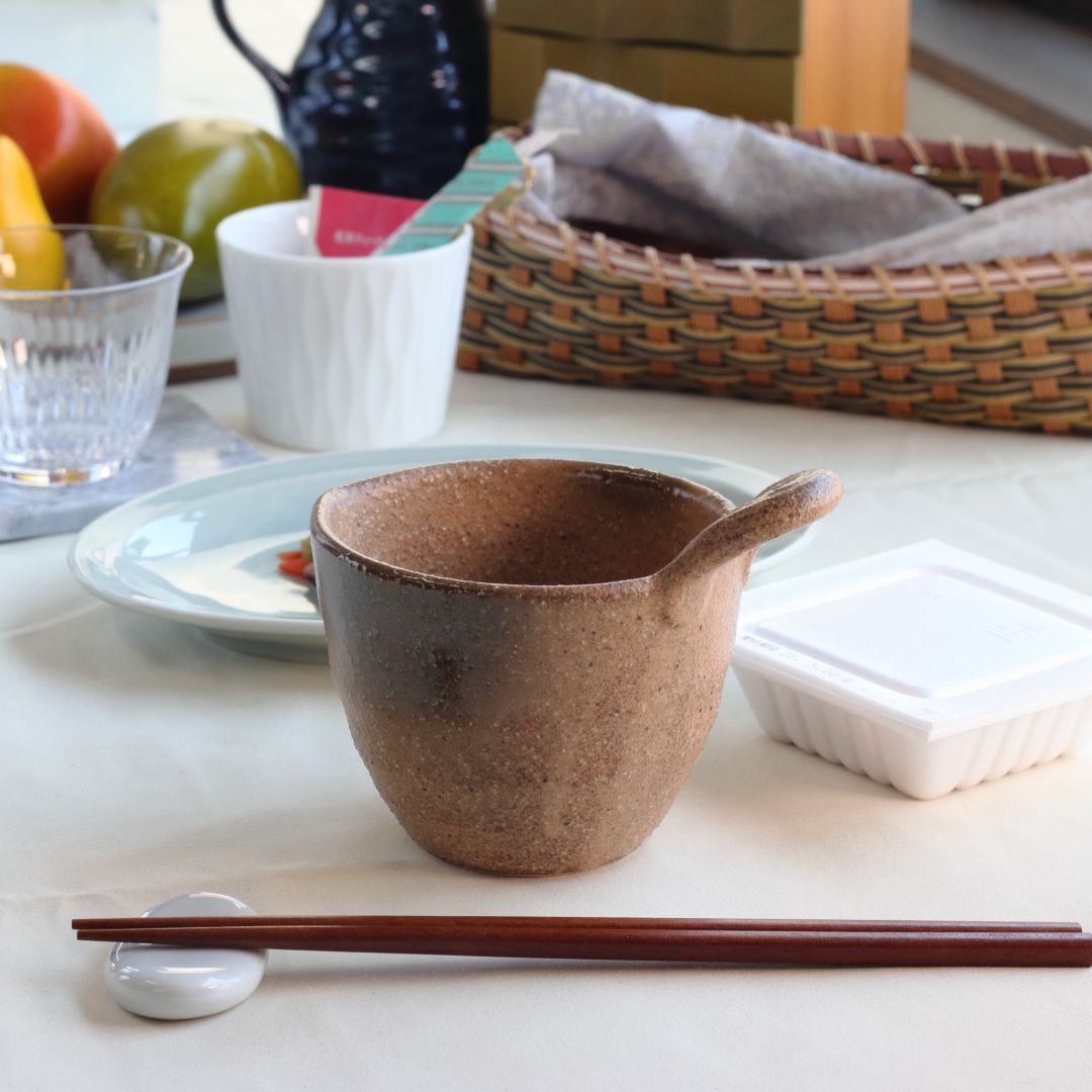 ネバネバ好きの美濃焼納豆鉢 360ml 日本製 美濃焼 納豆ばち 納豆 小鉢 中鉢 ボウル ボール 鉢 小付け サラダ鉢 煮物鉢 奴鉢 おつまみ 小椀 豆鉢 サ...