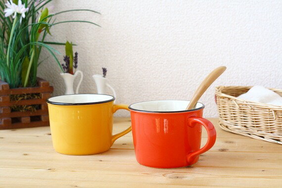 朝に元気の出るカラーのマグカップ スーパーアウトレット オシャレなマグカップ 2色からお選び下さい プレゼント カフェ食器 カラフル 和風 カップ 陶器 プレゼ...