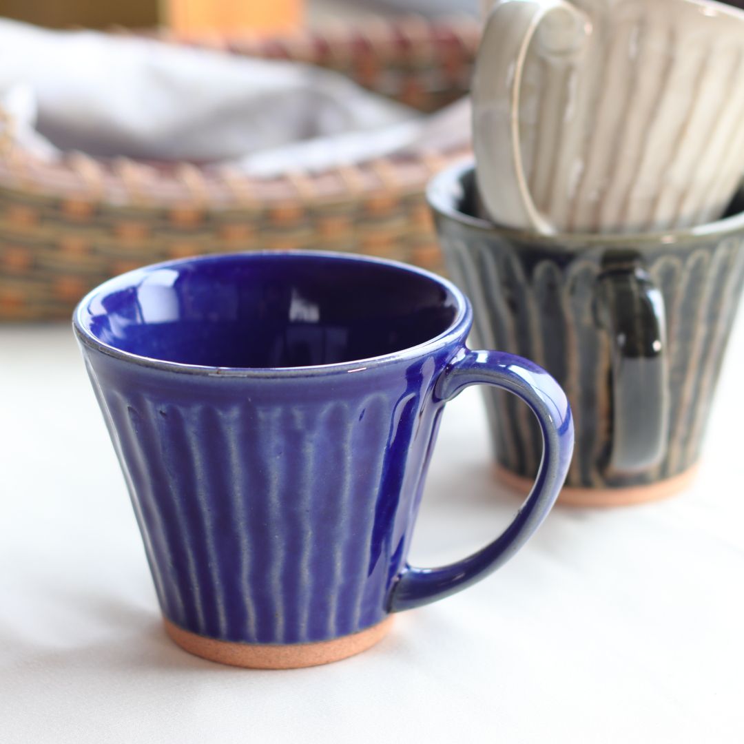 和風しのぎマグカップ 240ml 日本製 美濃焼 定番商品 マグ オフィス コーヒー ギフト 和モダン 青 白 ..