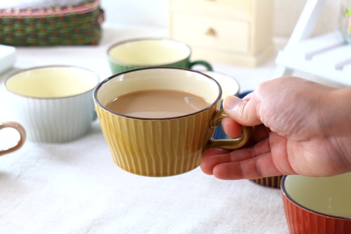 フルーティングスープカップ スープ サラダ カフェオレカップ 小付け シリアル かわいい 和の雰囲気もある洋食器 定番商品 国産 美濃焼 訳あり