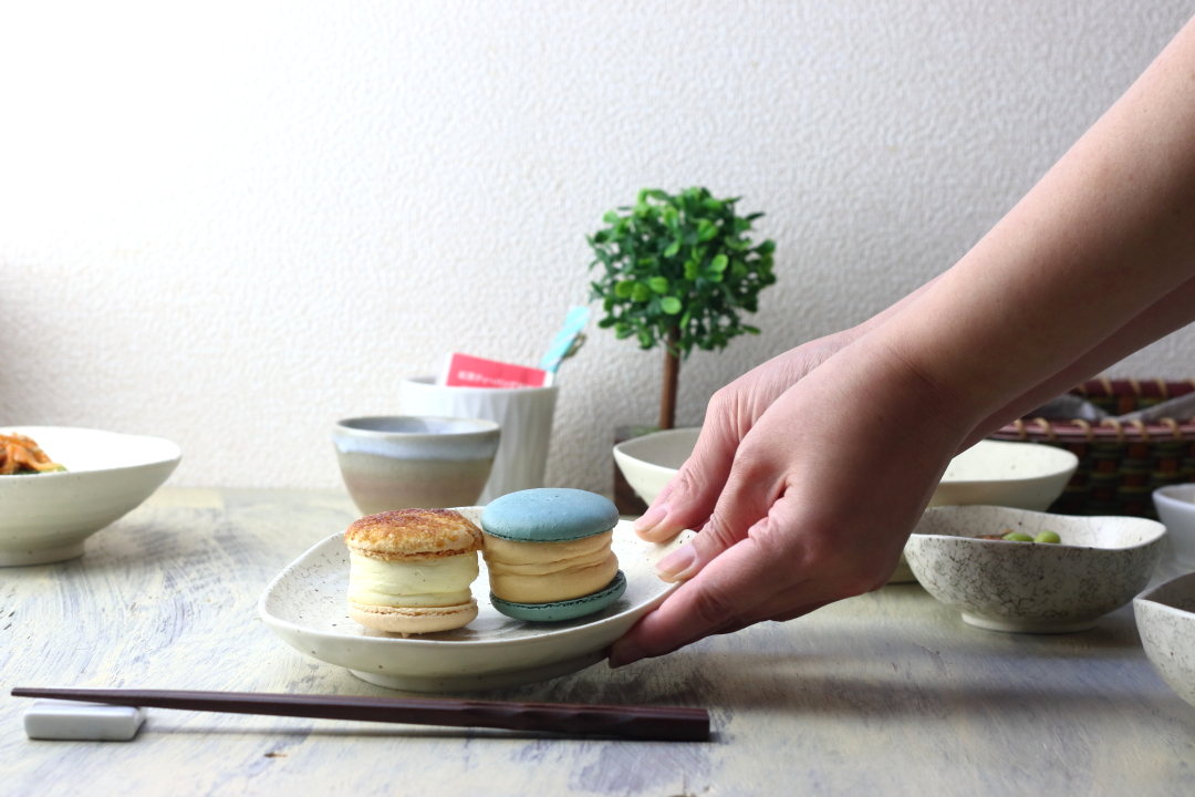 白かいらぎ 取り皿 16.5cm 日本製 美濃焼 三角50皿 小皿 中皿 和皿 丸皿 豆皿 漬物 醤油 取り皿 取り分け皿 定食皿 小付け プレート 白 食器 うつわ 器 皿 お皿 陶器 磁器