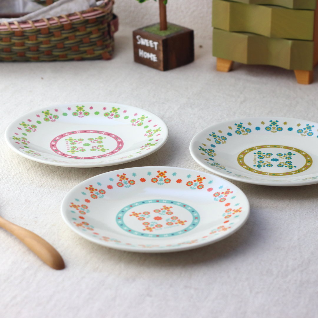Rakuten - クリル プレート 16cm 小皿 中皿 和皿 丸皿 豆皿 漬物 醤油 取り皿 取り分け皿 定食皿 小付け プレート 白 表示在庫限り 食器 うつわ 器 皿 お皿 陶器 磁器 陶磁器 瀬戸物