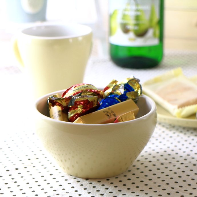 サニーイエローボウル マルチボール ボウル 器 煮物鉢 青 小鉢 カフェ食器 洋食器 国産 美濃焼 訳あり