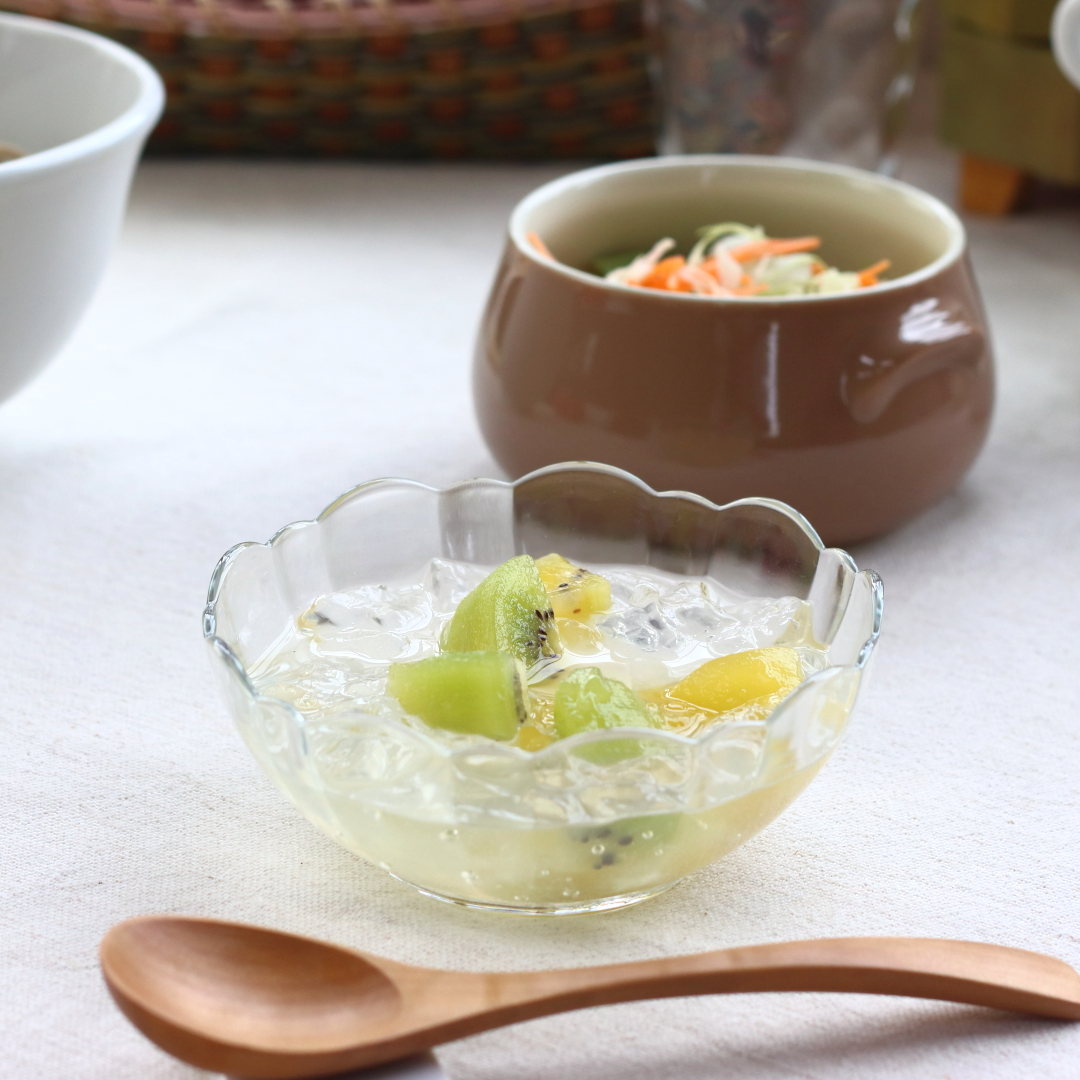 フラワーガラス製デザートボウル 12cm ガラス デザート フルーツ アイス スイーツ 透明 涼しげ 夏 おしゃれ おしゃれボウル 小さめ 小ぶり 中鉢 サラダ...