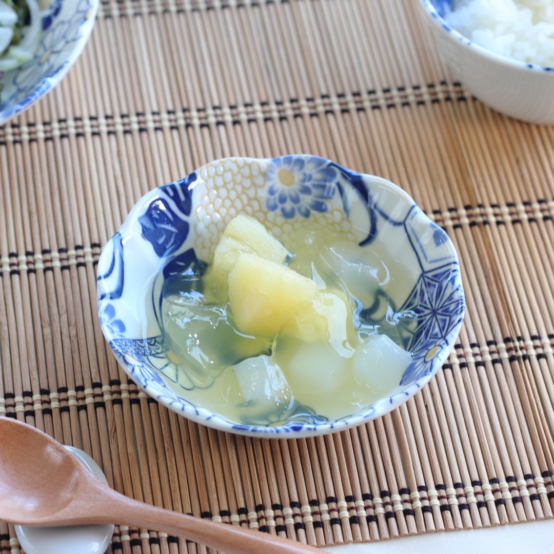 藍祥瑞 小鉢 13cm 日本製 美濃焼 4.5寸小鉢 ボール ボウル 小鉢 中鉢 肉じゃが鉢 煮物鉢 奴鉢 フルーツ鉢 お浸し鉢 取り分け鉢 鉢 丸碗 丸皿 お...