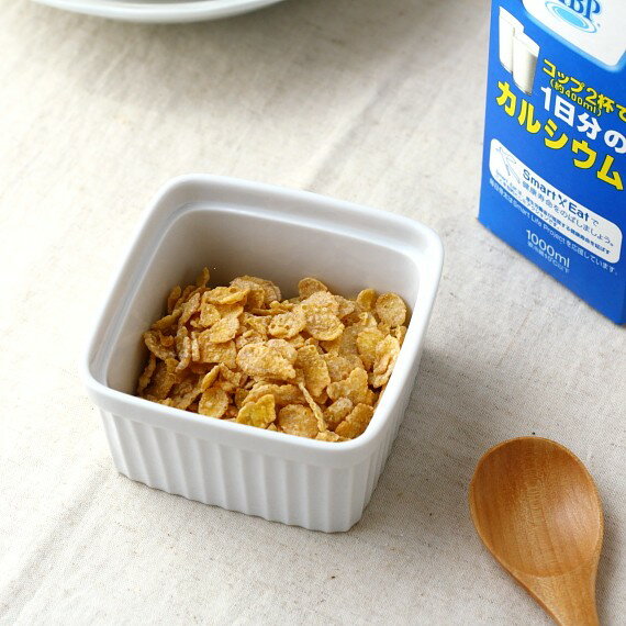 スクエアココットボール 10cm使いやすい大きさで毎食使えます! 訳あり