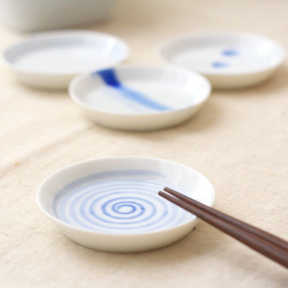 ブルークラフト プチディッシュ 漬物、薬味皿に 小皿 醤油皿 薬味 白い食器 軽い 国産 美濃焼 訳あり