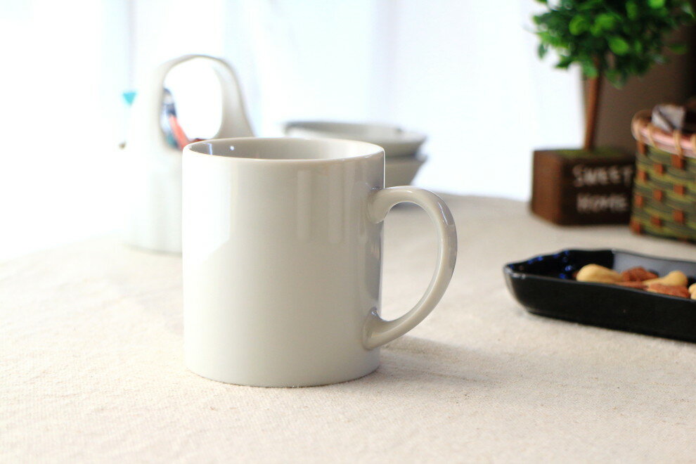 マグカップ 70mmシンプル 国産 美濃焼 カップ コップ スタンダード コーヒー 紅茶 ポーセリンアート 7cm マグ 白い食器 白 カフェ 器 お皿 皿 食器 陶器 磁器 陶磁器 シンプル