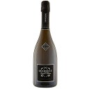 ＜＜ ITEM INFORMATION ＞＞ 名称（原語） Cremant de Loire Quadrille Extra Brut 商品詳細 瓶熟成期間を経た高品質な味わいラベルもセンスが良く贈り物にもピッタリです！ 4つのテロワールのブドウを使用。48ヶ月以上の熟成。細やかな泡、繊細な香り、口いっぱいに広がる上品は味わいと余韻が感じられます！蜜リンゴや桃、柑橘の皮、白い花、軽く焼いたトーストを思わせるような心地良いフレッシュさと豊かさを備えた香りが広がります! 爽やかさを備えた中にも飲み応えが感じられます。ラベルには、“カドリーユ”は4人の騎手が馬とともに四角い隊列で演じる歴史的パレードをイメージされています。 セパージュ シュナン・ブラン50％、シャルドネ30％、カベルネ・フラン15％、カベルネ・ソーヴィニョン5％ 内容量 750ml 原産国名 フランス 輸入者 株式会社アルカン 東京都中央区日本橋蛎殻町1丁目5番6号 配送方法 基本常温/冷蔵配送も可 同梱包 常温/冷蔵配送可能な商品と同梱が可能です。 ※予約商品との同梱の場合は、予約商品の発送日にあわせて発送させていただきます。 備考 ※写真はイメージです。実際にお届けの商品は形状やパッケージが異なる場合があります。 ※お届けするワインのヴィンテージは変更になる場合があります。