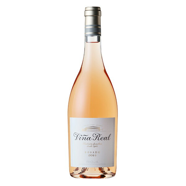 ＜＜ ITEM INFORMATION ＞＞ 名称（原語） Vina Real Rosadoビーニャ・レアル ロサード 商品詳細 キリっとした酸味の若々しい辛口ロゼ・ワイン。フレッシュでありながらコクがあり、チェリーやスグリのニュアンスに、きれいな酸味とミネラル感、フローラルな余韻を楽しめます。 味わい 品種 ビウラ、テンプラニーリョ 内容量 750ml 保存方法 冷暗所で保存してください 原産国名 スペイン リオハ・アルタ 輸入者 三国ワイン株式会社東京都中央区新川1−17−18 出荷日/着日 配送方法 基本常温/冷蔵配送も可 同梱包 常温/冷蔵配送可能な商品と同梱が可能です。 予約商品との同梱の場合は、予約商品の発送日にあわせて発送させていただきます。 備考 ※写真はイメージです。実際にお届けの商品は形状やパッケージが異なる場合があります。※ワインの成分（澱）が沈殿する場合がありますが、品質には問題ありません。お召し上がりの際は、ボトルの底をご確認ください。沈殿物（澱）を確認した際は、ボトルを揺らさないよう、ゆっくりとグラスに注いでください。キリッとフレッシュな辛口。エレガントな“王のロゼ・ワイン” 透明に輝くコーラル・ピンクが美しいロゼ ビーニャ・レアル ロサードVina Real Rosado 王家にふさわしい美しく気品漂うロゼキリっとした酸味の若々しい辛口ロゼ・ワイン。フレッシュでありながらコクがあり、チェリーやスグリのニュアンスに、きれいな酸味とミネラル感、フローラルな余韻を楽しめます。 品種の個性の生きるロゼ2004年に4年の歳月を費やし、丘の上の高台に、樽の形を模した前衛的で最新鋭なワイナリーを建築。醸造設備には、1909年建築のインペリアル・セラー（建物に柱を使用しない1909年建築の革新的セラー）同様の伝統的設備を基本とし、近代技術を駆使した最新鋭技術で設置しました。セラーの立つ丘にトンネルを2つ通し、1つは熟成庫、1つは樽熟成庫とするなど、伝統的に高品質なワイン醸造と熟成に理想的な環境を、現代技術を駆使した最新鋭設備で実現しました。落成式にはフェリペ皇太子（現国王）もお祝いに駆け付けたビーニャ・レアル（王のワイン）は伝統と革新を融合させたワインを造り続けています。 リオハ・アラベサのぶどうは石灰と粘土質の土壌によって特徴づけられています。また、大西洋気候は地中海の影響も受けており、標高は475m、降水量は425mmに及びます。樹齢15-20年。リュット・レゾネ、手摘みで丁寧に収穫。 ビウラ、テンプラニーリョ、ガルナッチャを同じバットで4時間醸した後、グラビティ・フロー・システムを用いて搾汁。15℃以下に管理しステンレスタンクで20-25日間発酵する。この過程を経ることで美しいロゼの色調を保ちながら品種特有の香りを損なわずに保持できます。 受賞・高評価獲得歴（獲得ヴィンテージ）・ロバート・パーカー ワイン・アドヴォケイト 2019（ヴィンテージ2018、2019　2年連続） クネ　C.V.N.E. スペインワインで初の世界No.1に輝いたワイナリー コンパニア・ビニーコラ・デル・ノルテ・デ・エスパーニャ（通称：クネ）は、D.O.Ca.リオハのリオハ・アルタ地区のアロに位置する家族経営のワイナリーで、現CEOは5代目のビクトール・ウルティア氏。アロにある醸造所は1879年に設立し、以来ひたすら品質の高いワインを生産することに力を注いできた。現在3つのワイナリーとリオハ・アルタに80％、リオハ・アラベサに20％計600haの自社畑を所有。 設立から140年間、伝統と革新を2本柱に成長し、今では最高のワインを造り最高のワインを世界中に知ってもらうことを指針に、世界4大陸、90カ国以上に輸出する、スペインワインを代表するブランドとなっている。醸造責任者は女性のマリア・ラレア氏。 〈スペインワインで初の世界No.1に〉2013年、ワインスペクテーター誌にて世界中の数千にも及ぶワインをテイスティングし、トップ100ワイナリーを厳選したランキングで、C.V.N.E.社を代表する「 Imperial Gran Reserva 2004」がスペインのワインとして初めて1位を獲得という快挙を成し遂げました。 モノポールはクネと同一ワイナリーで造られる特別なブラン 王室に認められた「スペイン最高の生産者」 C.V.N.E. 社の紋章は、スペイン王室の許可のもと、スペイン国旗をモチーフにしています。2004年にご成婚されたフェリペ皇太子（現国王）の結婚式では、インペリアル　グラン・レセルバ1994が唯一の赤ワインとして供されました。 C.V.N.E. 社は、王室からも認められた、スペインを代表するワイナリーであるという誇りのもと、最高のワインを造り出しています。 現在流通しているクネの赤ワインの多くが、パーカーポイント90点以上を獲得しています。クネのワインは、エレガントな仕上がりです。決してボリューム感の強い味わいではありませんが、世界から高い評価を受ける、エレガントな果実味と、きれいな酸を備えたワインです。