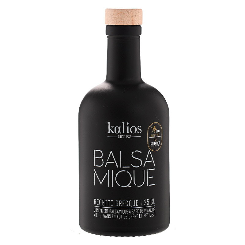 ＜＜ ITEM INFORMATION ＞＞ 名称 Kalios バルサミコビネガー 250ml 商品詳細 オーク樽で5年間じっくりと熟成させたバルサミコ酢。熟成の最後にペティメジ（ギリシャでは一般的な濃厚なぶどうのシロップ）を加えることで、甘く濃厚な後味に仕上げています。砂糖も含めて添加物は一切加えず、軽い酸味とはちみつやカリンのような甘く濃厚な香りが漂います。サラダ、ローストした野菜、肉料理、魚料理など幅広くお使いいただけます。 原材料名 濃縮ぶどう果汁、ぶどう酢 内容量 250ml 賞味期限 お届け後30日以上 保存方法 直射日光や高温多湿を避け保管してください。 原産国名 フランス 輸入者 阪神酒販株式会社 兵庫県神戸市兵庫区吉田町2-13-6 出荷日/着日 配送方法 基本常温/冷蔵も可 同梱包 常温/冷蔵配送の商品と同梱が可能です。 ※予約商品との同梱の場合は、予約商品の発送日にあわせて発送させていただきます。 備考 ※写真はイメージです。実際にお届けの商品は形状やパッケージが異なる場合があります。バルサミコビネガー