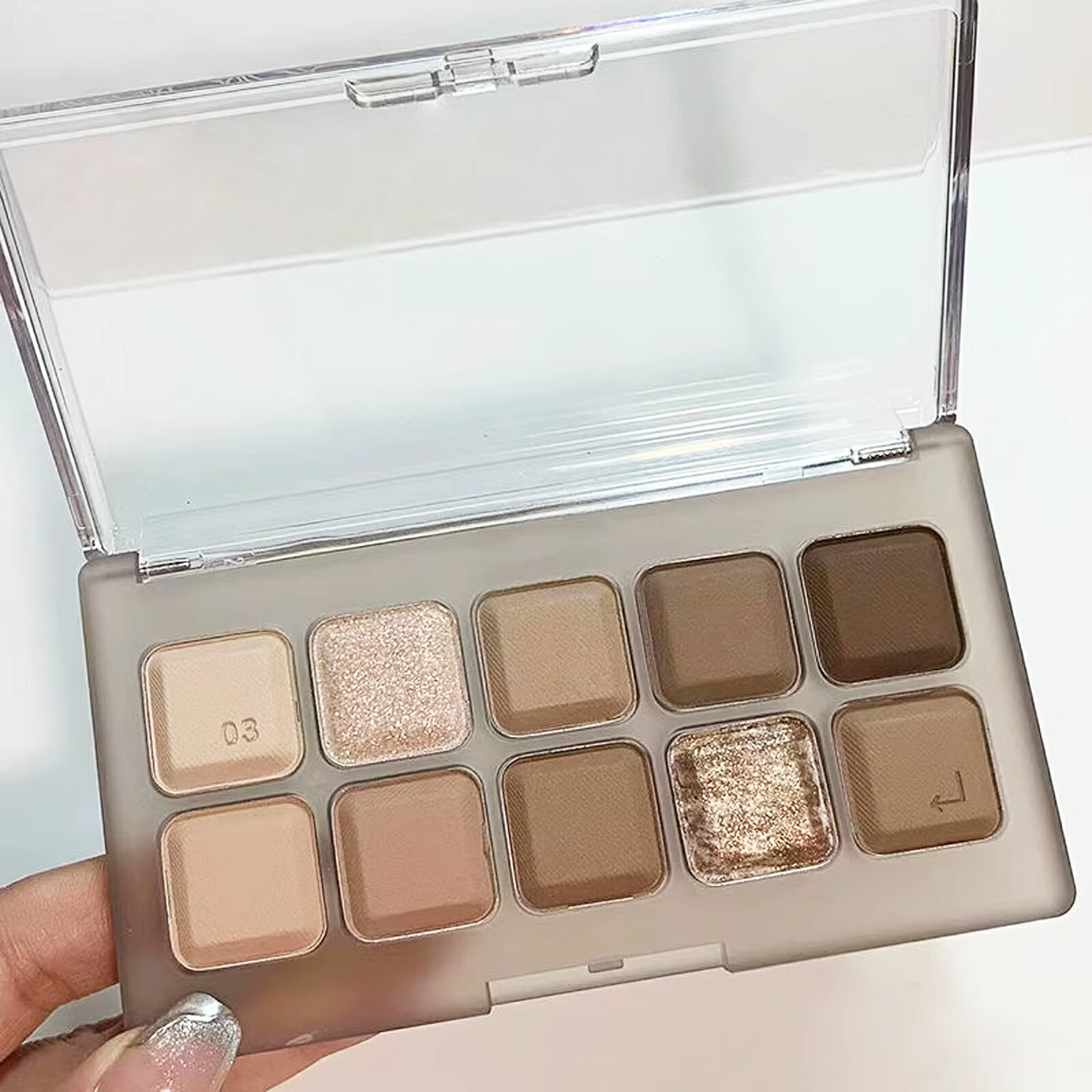 【P10倍&550円OFF】新品 10色 キーボード 10色 03# グレイッシュブラウン(灰粽大地) アイシャドウ パレット アイパレット アイシャドーコスメ...