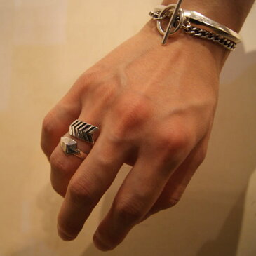 Cody Sanderson TWISTED ARROW RING