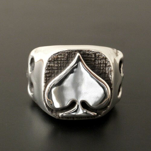 Flash Point SPADE SKULL RING