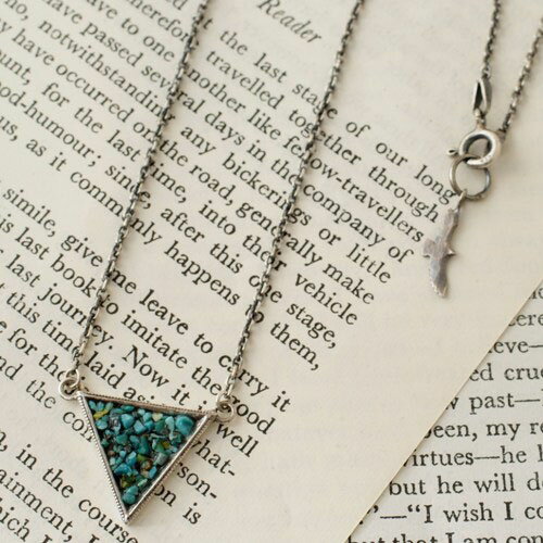 GARDEN OF EDEN C*G LIMITED Triangle Necklace