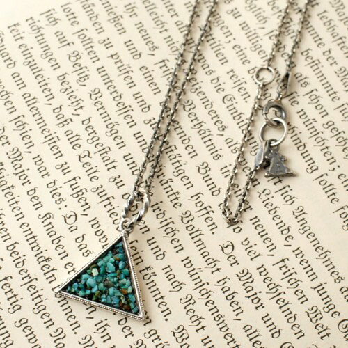 GARDEN OF EDEN Triangle Necklace