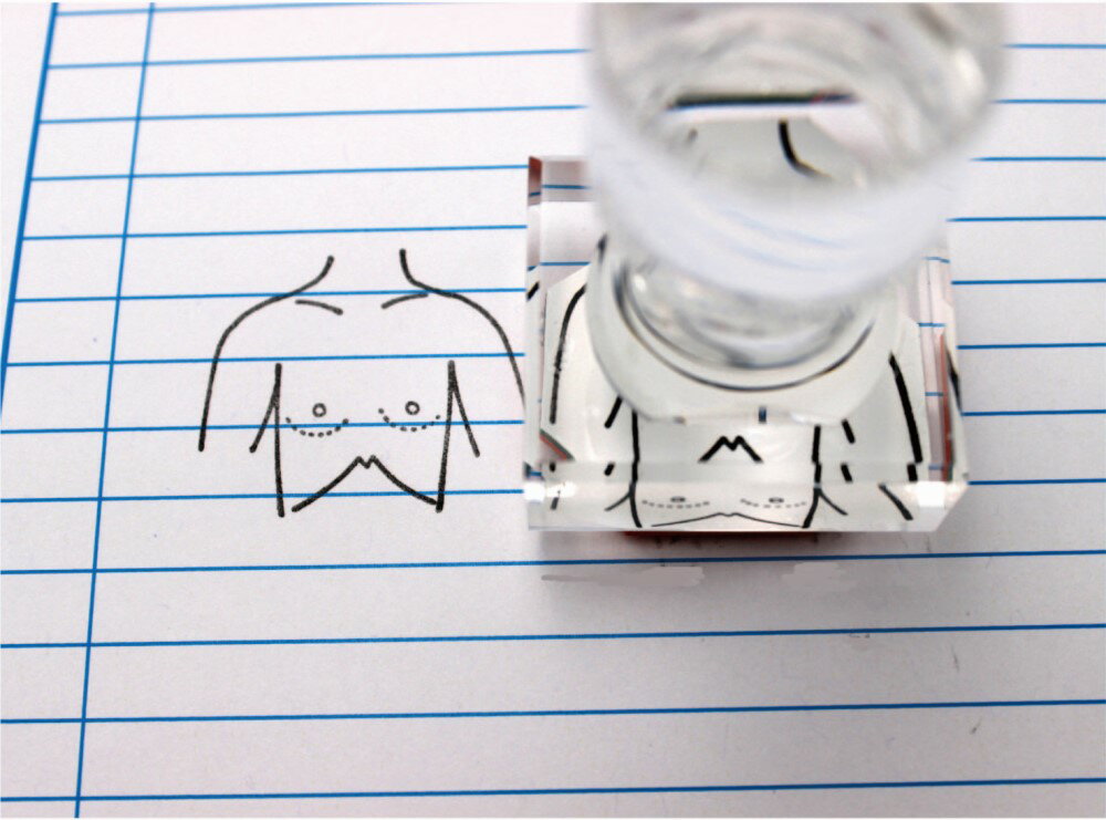 胴体上半身はんこ　40×33mm