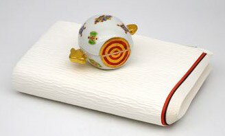 【新春/初釜】香合　色絵　小槌　高野昭阿弥作（木箱）※紙釜敷別売り