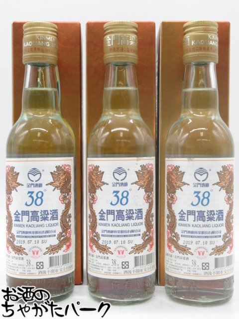 商品説明[中国酒　(ワイン含む)]　＞ [白酒　]金門島は台湾と中国大陸の間に立地し、四面海に囲まれた小さな島。一年中太陽がさんさんと降り注ぐ乾地で育つ高梁に花コウ岩から染み出るミネラル豊富な水を使い、2回麹入れ/2回蒸留という伝統醸造法で...