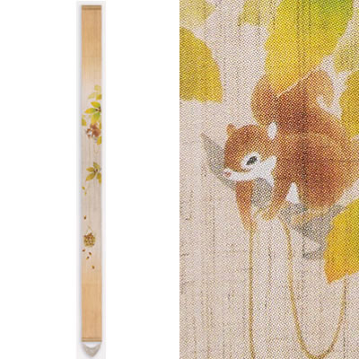 【お取り寄せ】麻細タペストリー『冬支度』（掛軸、和風タペストリー）【秋/リス、栗鼠、どんぐり、紅..