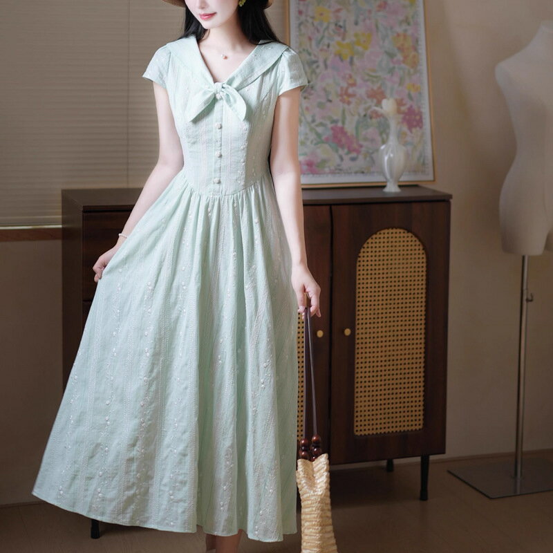 ロングワンピース 半袖 フレア レディースワンピース 夏 Aライン Vネック 着痩せ効果 上品 清楚 体型カバー 可愛い ハイウエスト リゾートワンピース デート服 お出かけ ナチュラル 韓国ファッション ガーリー モテ服 涼感 春夏コーデ 学生風 おしゃれ女子 通学通勤 森ガールのサムネイル