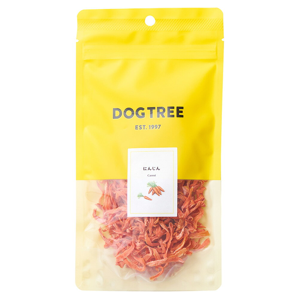メーカー：ドッグツリー素材そのまま乾燥野菜、毎日ごはんのトッピングや手作り食に！犬　おやつ　ドッグツリー　にんじん　30g対象犬機能おやつライフステージオールステージ特長●国産のにんじんを長時間掛けて乾燥させました。 ●お湯で約3〜5分戻すか、乾燥野菜がつかる程度の水を入れてレンジでチンしていただき、野菜を柔らかくもどしてからドライフードや缶詰などと一緒に与えるおかずとしてご使用ください。 ※レンジの加熱時間の目安（1000W）5gに対して1・2分。 ●β−カロテンがとても豊富で、動脈硬化・心臓病予防や胃腸機能を高める作用効果があり、また、体内でビタミンAに変わると皮膚や粘膜を健康に保つ働きがあります。 内容量35g原材料にんじん、ブドウ糖（全て国産） 保証成分粗タンパク質：3．7％以上、粗脂肪：0．6％以上、粗灰分：2．5％以下、水分：5．5％以下、炭水化物：87．7％カロリー332kcal／100g原産国日本1日の給与量超小型犬：5g以内小型犬：10g以内中型犬：15g以内大型犬：25g以内 ご注意※本品は犬用です。離乳前の幼犬には与えないでください。犬　おやつ　ドッグツリー　きゃべつ　30g犬　おやつ　ドッグツリー　フリーズドライ絹ごし豆腐　15g犬　おやつ　ドッグツリー　フリーズドライ絹ごし豆腐　15g犬　おやつ　ドッグツリー　フリーズドライこつぶ納豆　30g犬　おやつ　ドッグツリー　フリーズドライひきわり納豆　25g犬　おやつ　ドッグツリー　フリーズドライ　ブルーベリー　13g犬　おやつ　ドッグツリー　フリーズドライ　バナナ　20g … メーカー画像　犬　おやつ　ドッグツリー　にんじん　35g　4580657822317　犬フード　イヌ　dog　ドッグフード　犬用　いぬ用　犬の餌　犬えさ　犬餌　ペットフード　犬おやつ　トリーツ　トッピング　野菜　乾燥野菜　乾燥にんじん　人参　乾燥人参　手作り食　無添加　β−カロテン　ビタミンA　皮膚　粘膜　健康維持　DOGTREE　国産　日本産　20251113　y26m02　ngtk■この商品をお買い上げのお客様は、下記商品もお買い上げです。※この商品には付属しません。■犬　おやつ　ドッグツリー　きゃべつ　30g犬　おやつ　ドッグツリー　フリーズドライ絹ごし豆腐　15g犬　おやつ　ドッグツリー　フリーズドライ絹ごし豆腐　15g犬　おやつ　ドッグツリー　フリーズドライこつぶ納豆　30g犬　おやつ　ドッグツリー　フリーズドライひきわり納豆　25g犬　おやつ　ドッグツリー　フリーズドライ　ブルーベリー　13g犬　おやつ　ドッグツリー　フリーズドライ　バナナ　20g