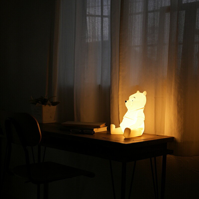 ディズニー プーさん 授乳ライト USB 電池式 ぷーさん くまのプーさん グッズ フロアライト かわいい ランプ ベッドサイド 常夜灯 コンセントテーブルランプ 充電 ベッドライト ぬいぐるみ ギフト ナイトライト ベッドサイドランプ 授乳ライト [3]