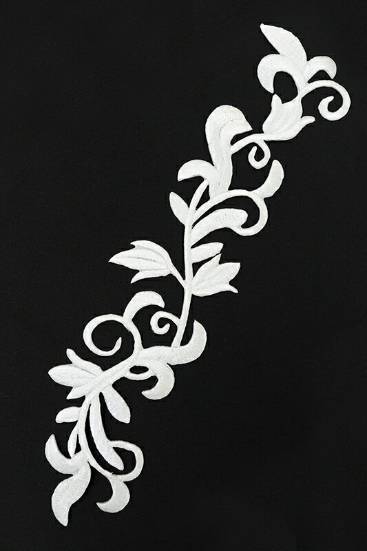 【アイロン接着】刺繍モチーフ ツタの葉模様 ホワイト