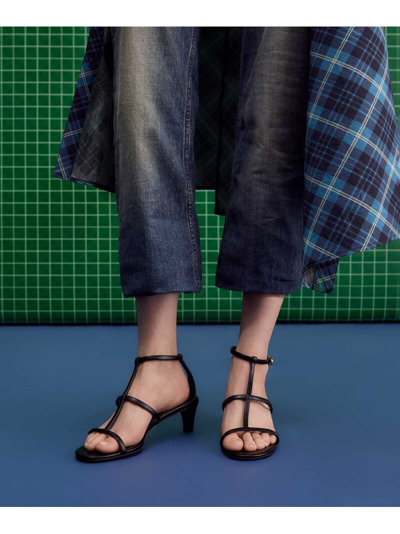 【SALE／30%OFF】Tバー キトゥンヒールアンクルストラップサンダル CHARLES & KEITH チャールズアンドキース シューズ・靴 サンダル ホワイト シルバー ブラック【RBA_E】【送料無料】[Rakuten Fashion]