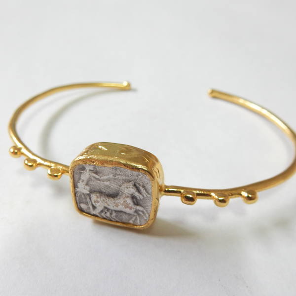 新入荷「MIMOZZA」コインモチーフバングル紀元前の世界に誘うアクセサリートルコ・イスタンブール発アームサイズは約17,5cmメール便発送