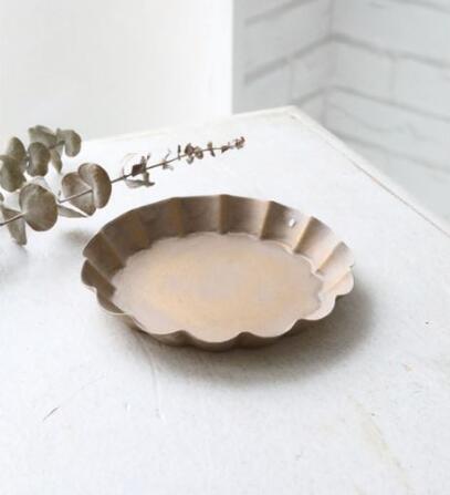 【送料無料】アンティークソーサー 鉢皿 フレンチスタイル ナチュラル アンティーク【シェイプトレイゴールドS】Φ10.5×高さ1.5cm