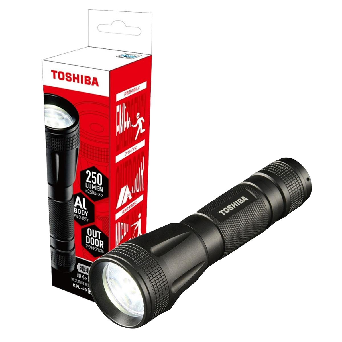 スタイル：LED懐中電灯/単4形3本用 【電池別】◆商品名：TOSHIBA(東芝) LED懐中電灯 KFL-43(K) 高輝度LEDチップ搭載 3段階調光可能 持ち運び便利ミニサイズ 単4形3本用✅本体サイズ:直径39.5mm×全長137.5mm✅単4形乾電池3本✅連続使用時間(20℃/強):1時間30分✅明るさ(点灯初期値/強):約250ルーメン/約9000ルクス(1m前方)✅防水性(JIS IPX4)●手になじむ黒色アルミボディ●3段階の調光機能で状況に合わせて切り替え可能●コンパクトサイズで持ち運びがしやすく便利なハンドストラップ付き●多少の雨でも使用可能な防沫性(JIS IPX4)※防水タイプではありませんので湿気の多い浴室などでは使用しないでください。