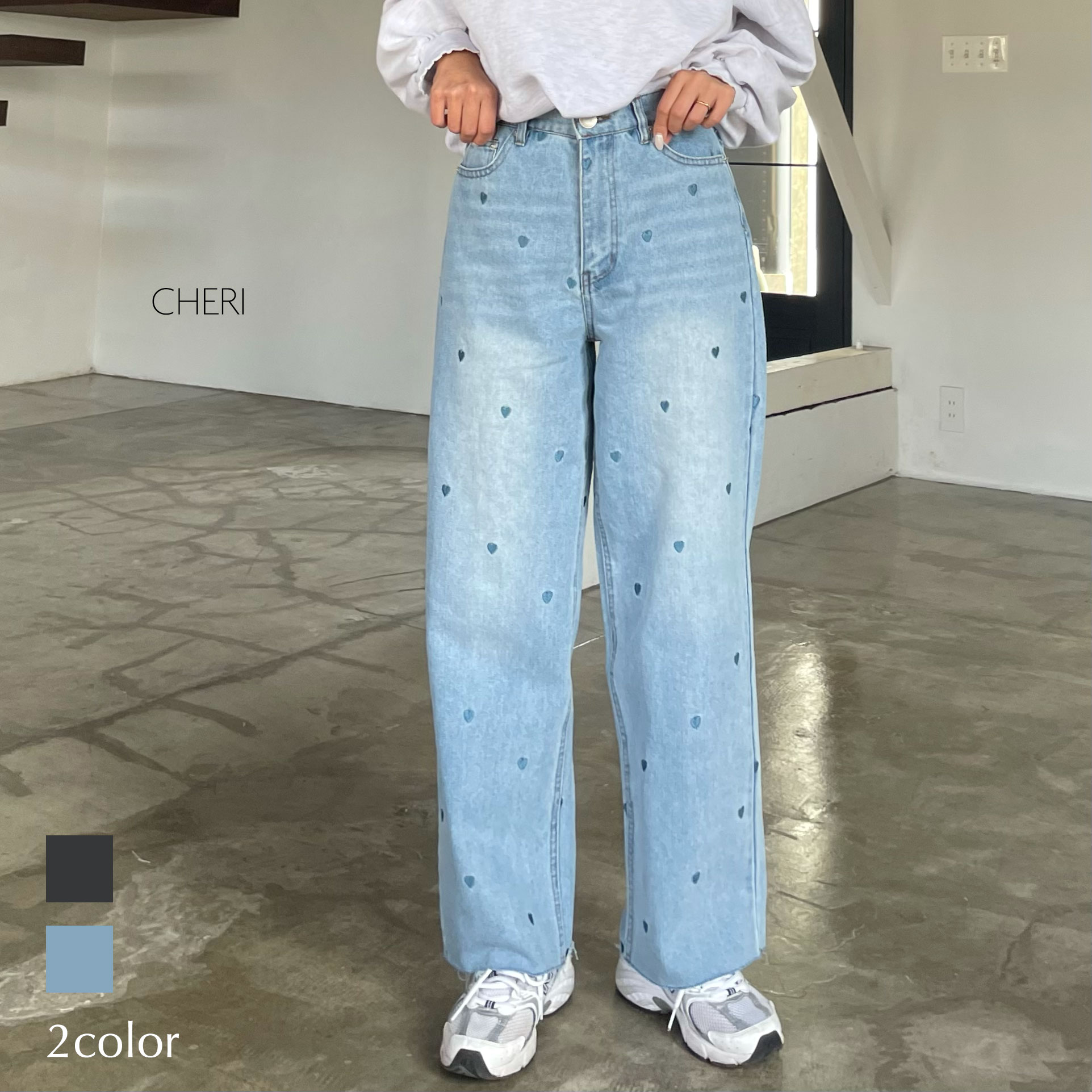 【新作】デニム　パンツ　ストレート　刺繍　美脚　ウエストバックゴム　ハート　レディース　カジュアル　ママファッション　春服　ブルー　ブラック　ブリーチ　ジーンズ　ボトムス　送料無料　CHERI/ハートストレートデニムのサムネイル
