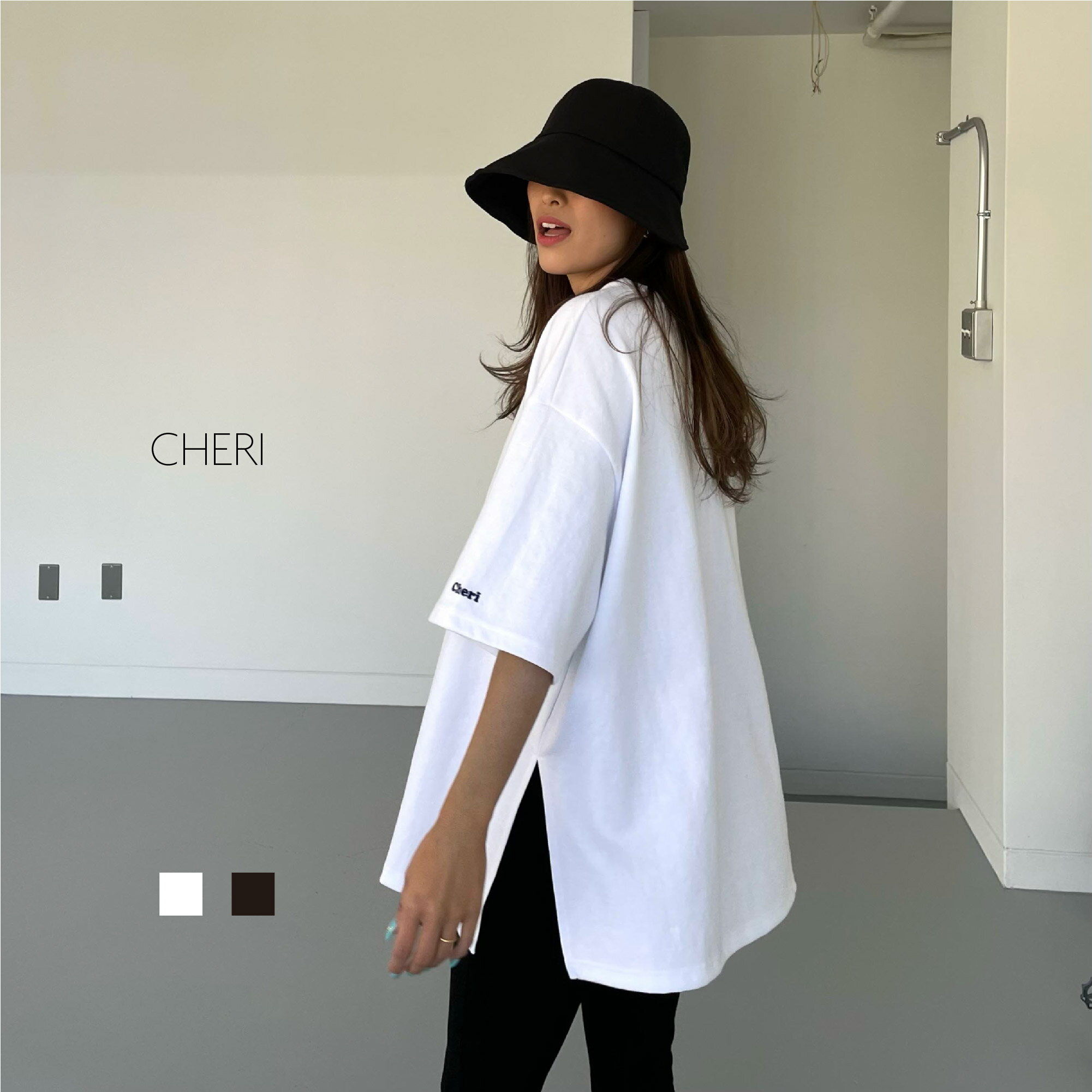 【新作】ロンT　刺繍　5分丈　半袖　カットソー　トップス　レディース　ホワイト　ブラック　カジュアル　ママファッション　リラックス　楽ちん　ゆったり　体型カバー　春　オリジナル　送料無料　CHERI/CHERIサイドスリットT(Original)のサムネイル