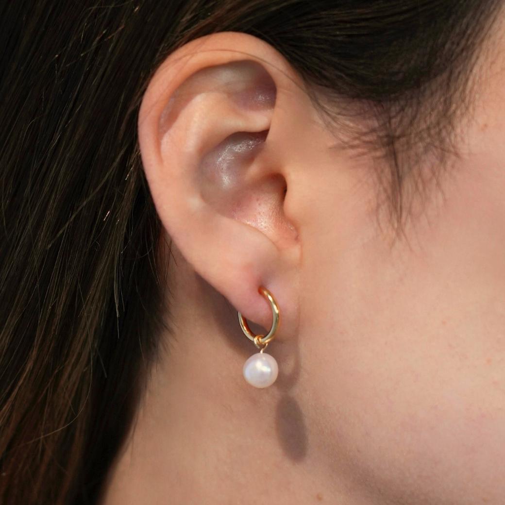 【 ランキング1位受賞 】 【 30%OFF 】3180円→2220円 アクセサリー　ジュエリー イヤリング つけっぱなし シンプル ゴールド 大人 オシャレ華奢 誕生日 結婚式 トレンド 指輪 上品 流行 ギフト プレゼント パール トレンド　フープイヤリング オフィス