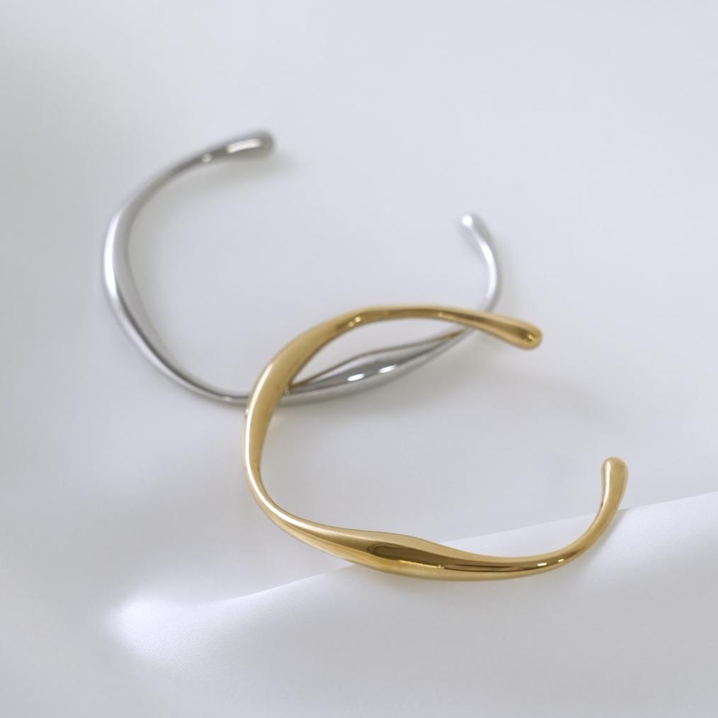 【 30%OFF 】 ウェーブバングル バングル ステンレス レディース ネックレス つけっぱなし アクセサリー ジュエリー オケージョン ゴールド シルバー...