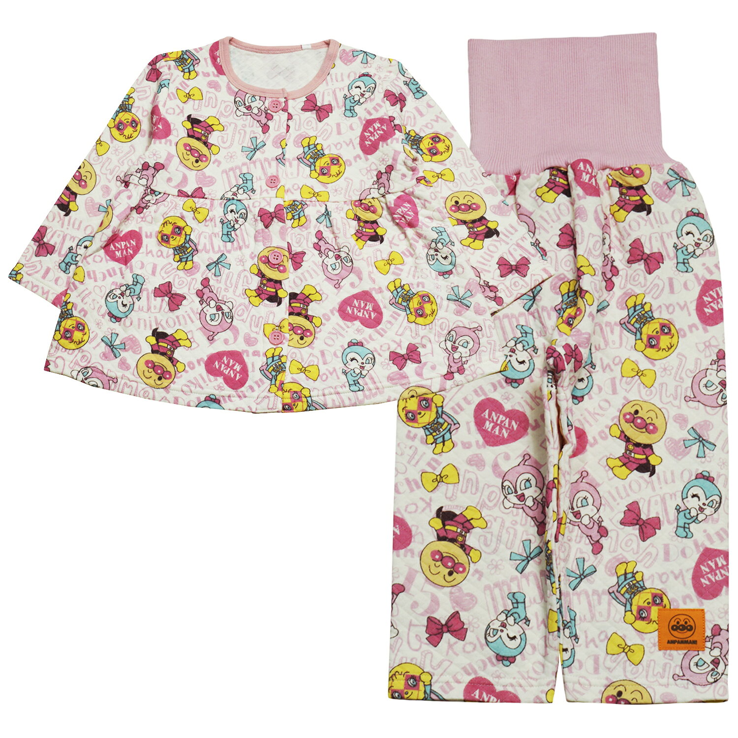 ベビー BABY 女の子《80cm 90cm 95cm 100cm》【本体綿100％】2026年 秋冬 アンパンマン ニットキルト 女児 腹巻付き 総柄前開き 長袖パジャマ Anpanman初秋から春先まで幅広く活躍するニットキルト素材のパジャマです。お肌にあたる部分綿100％でお肌に優しい♪前開き全ボタンで着せやすく、寝冷えを防ぐ腹巻付きになります。パンツはロング丈です。【本体 表側・裏側】綿 100％【中わた】ポリエステル 100％【腹巻部分】綿 97％　ポリウレタン 3％【80】着丈:36cm 身幅:29cm 股上:16cm ズボン丈:39cm【90】着丈:39cm 身幅:30cm 股上:17cm ズボン丈:42cm【95】着丈:41cm 身幅:31cm 股上:18cm ズボン丈:45cm【100】着丈:44.5cm 身幅:32cm 股上:19cm ズボン丈:50cm*ズボン丈＆股上〜腹巻部分含みません。*平置きの状態で計測しており、商品の特性上、計測した寸法に若干の誤差が生じる場合がございます。