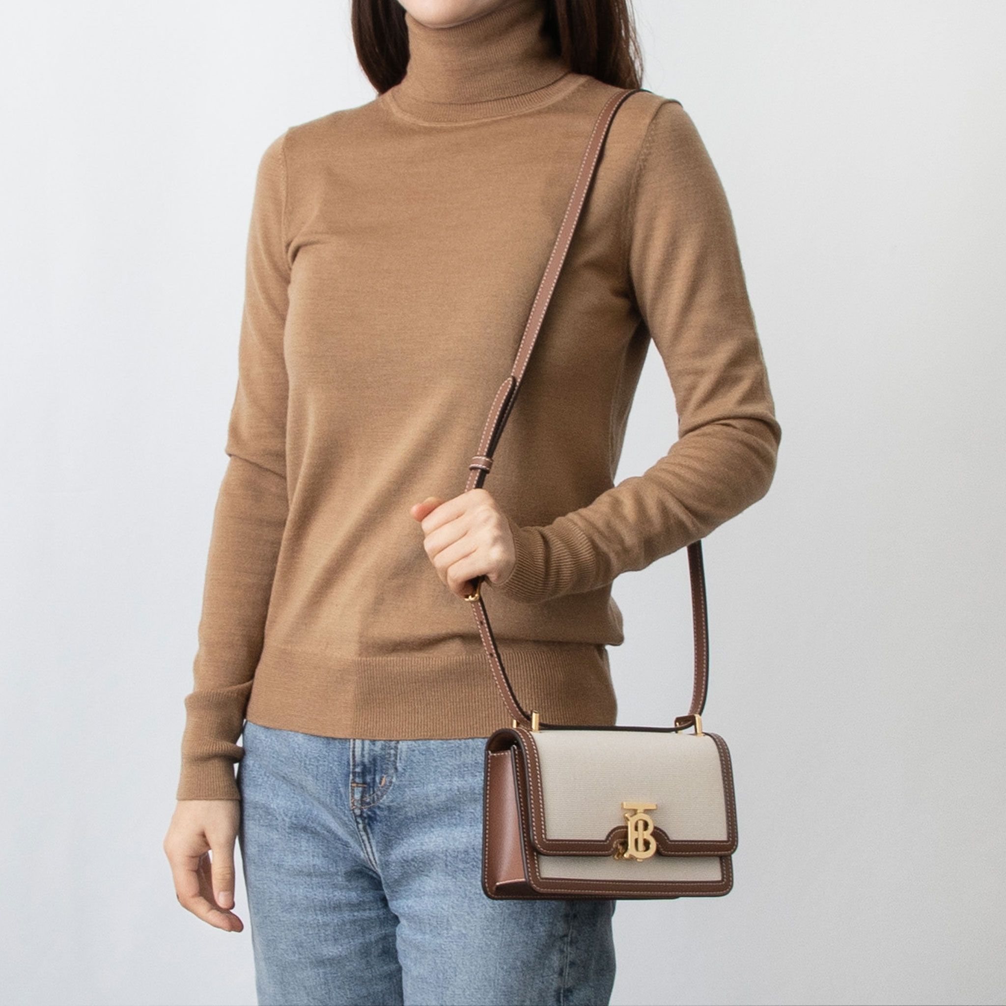 バーバリー BURBERRY バッグ レディース ショルダーバッグ MN TB ELONGATED ミニ TBバッグ 80705 chgardens-10056262 ChelseaGardensUK サンプル画像2