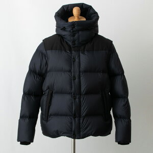 【5％OFFクーポン対象】バーバリー BURBERRY メンズ ダウンジャケット/ダウンベスト ネイビー LEEDS 8045507 120154 A1222 NAVY【英国】