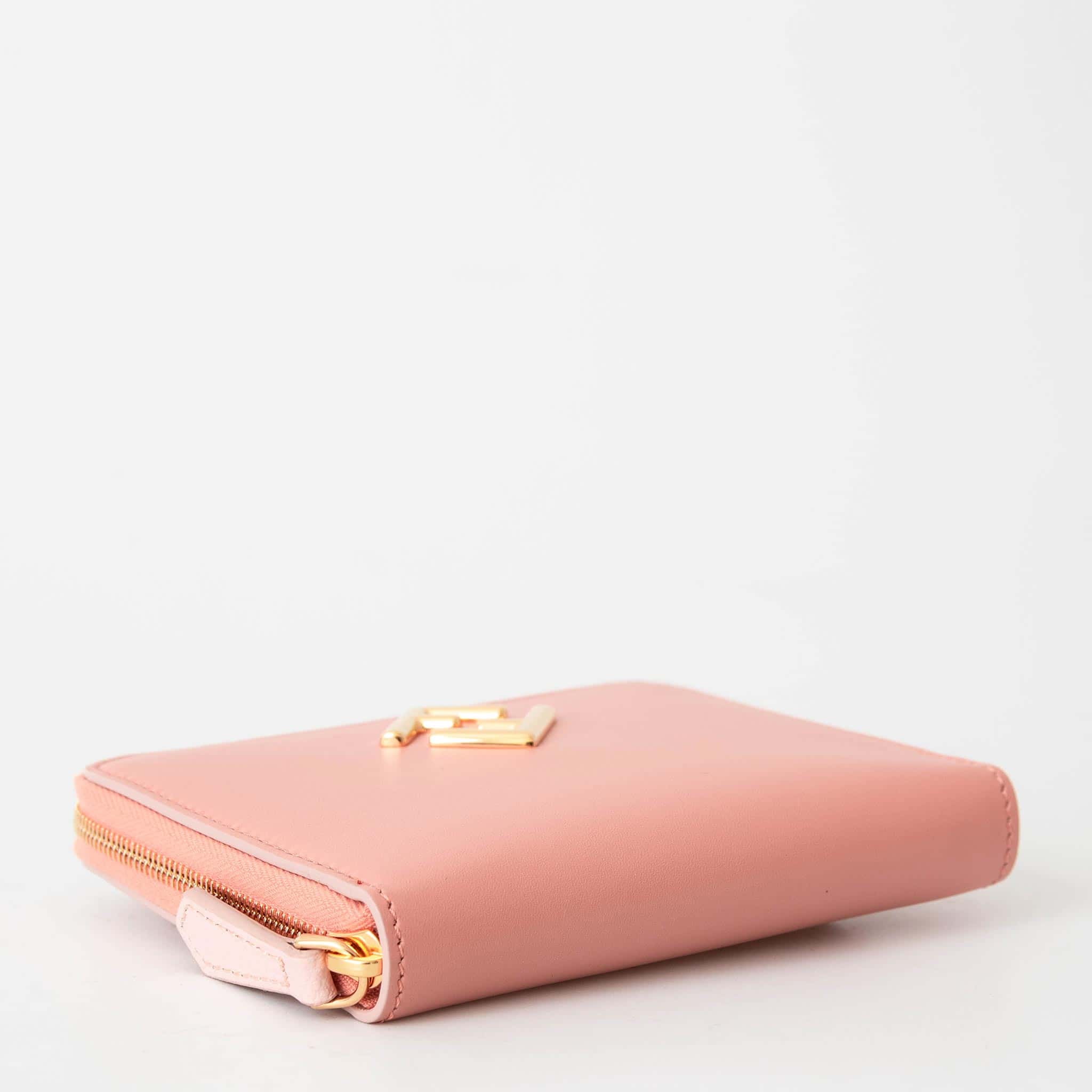 フェンディ FENDI 財布 ラウンドファスナー二つ折り財布 FF DIAMONDS ZIP AROUND WALLET [FFダイヤモンド ジップアラウンド財布] レディース 8M0508 ALV4