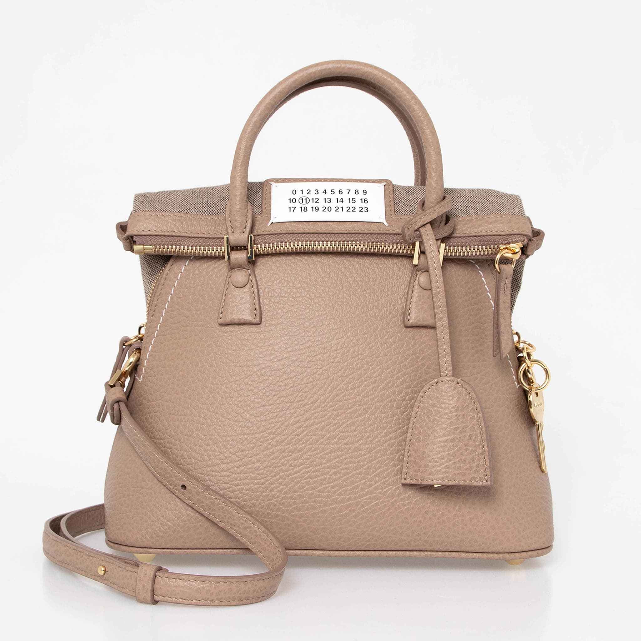 【最大5,000円クーポン＆ポイント3倍】メゾンマルジェラ MAISON MARGIELA バッグ 2WAYハンド/ショルダーバッグ 5AC MINI BAG S56WG0082 P4455 T2070 BICHE レディース【2024AW】のサムネイル