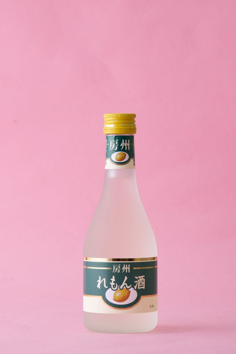 れもん酒 300ml×6本セット 亀田酒造 レモン酒（檸檬 リキュール 千葉県 酒 グルメ ギフト プレゼント お土産 還暦 秋 敬老の日 月見 十五夜 秋の夜長 彼岸 誕生日 記念品 送料無料）