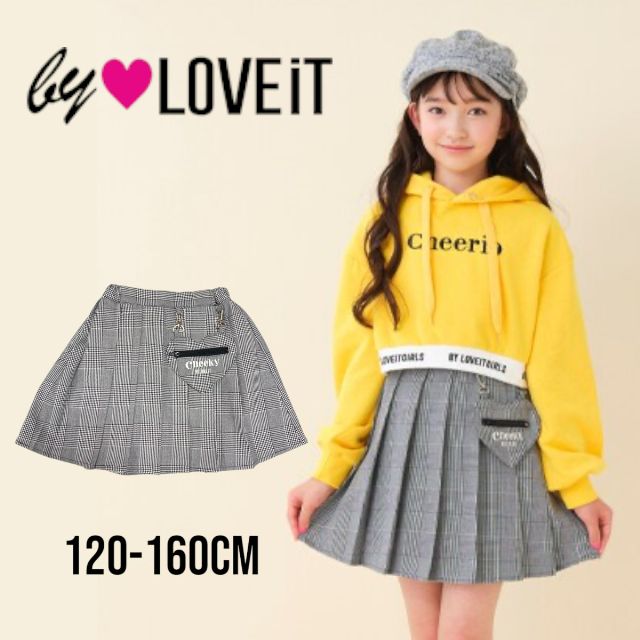 【2023秋冬新作】by LOVEiT ハートポシェット付きプリーツスカパン No.7833103（ 子供服 女の子 キッズ トドラー ジュニア バイラビット ボトムス プリーツ スカート スカパン ショート パンツ ハート型 ポシェット ガーリー 可愛い クロ ブラック 秋 冬 )のサムネイル