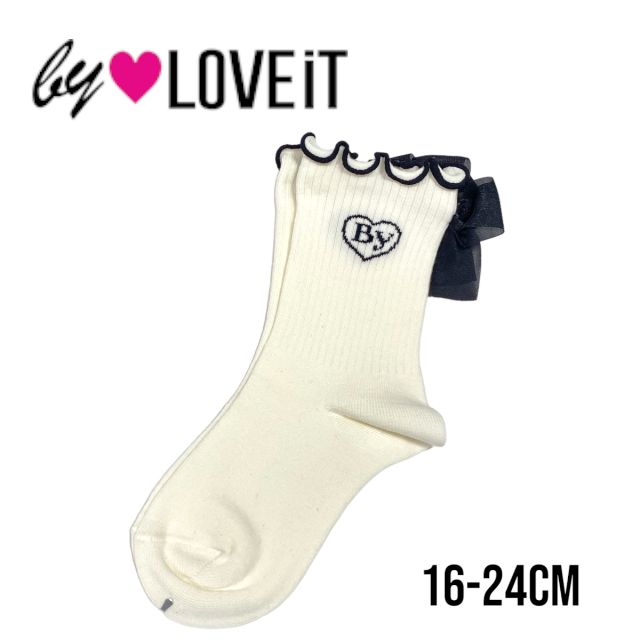 by LOVEiT リボンメロウクルー丈ソックス No.7833412（ 子供服 女の子 キッズ トドラー ジュニア 可愛い バイラビット 靴下 クルー ソックス カジュアル ガーリー お出掛け おしゃれ リボン付き オフホワイト 秋服 冬服 オールシーズン ）のサムネイル
